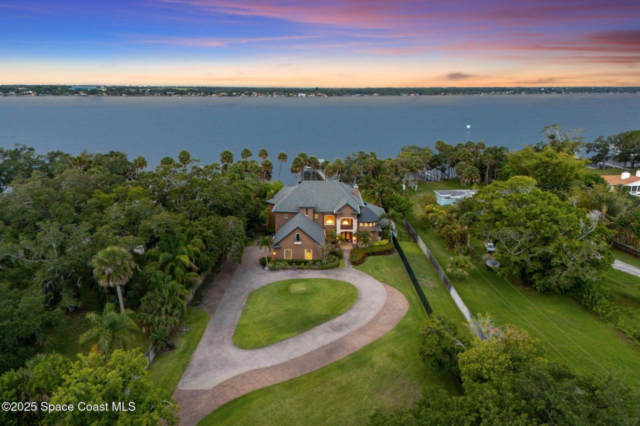 4297 Crooked Mile Road, Merritt Island, FL 32952 Photo