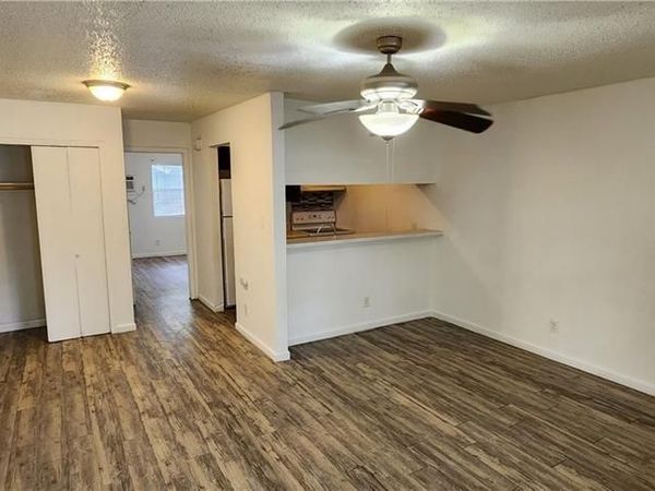 1015 1015 Gardner RD, Unit D, Austin, TX 78721