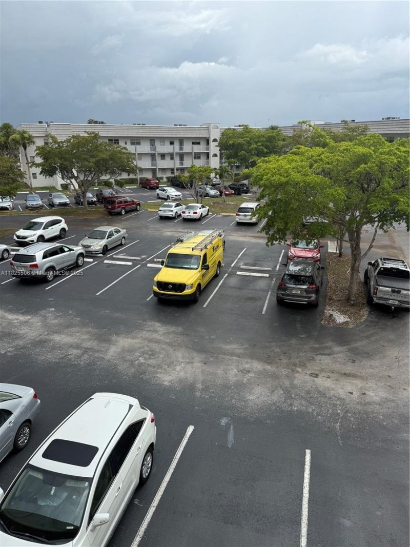 8345 Sunrise Lakes Blvd, Unit 312, Sunrise, FL 33322 Photo