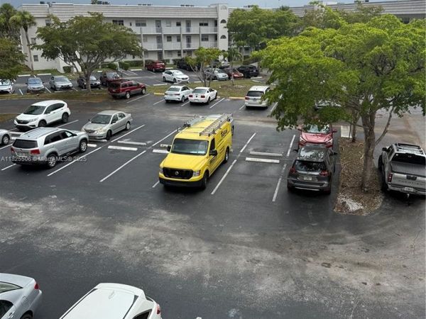 8345 Sunrise Lakes Blvd, Unit 312, Sunrise, FL 33322