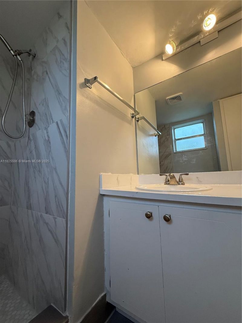 8345 Sunrise Lakes Blvd, Unit 312, Sunrise, FL 33322 Photo