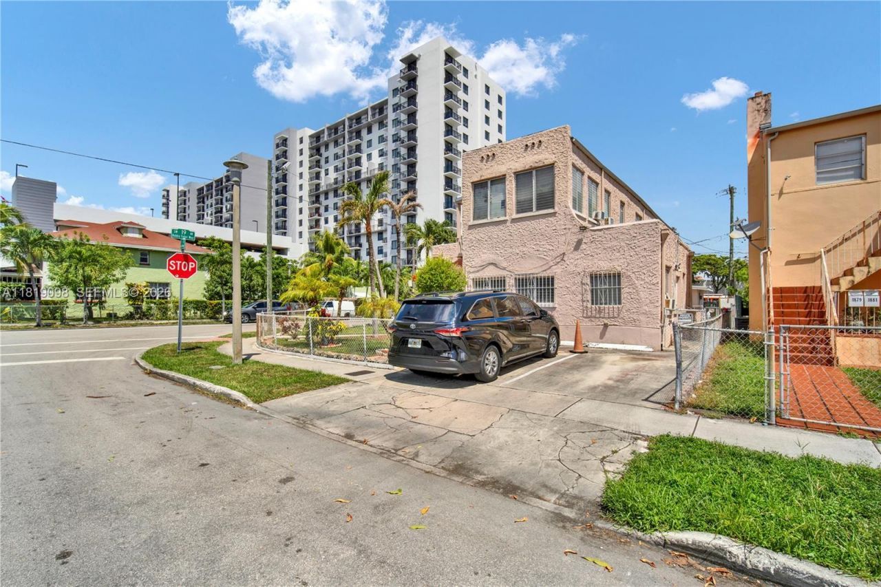 829 SW 19th Ave, Miami, FL 33135 Photo
