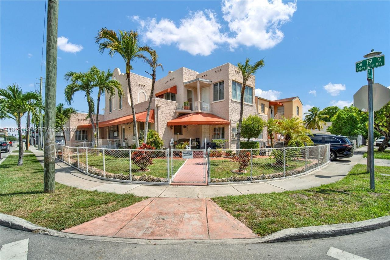 829 SW 19th Ave, Miami, FL 33135 Photo