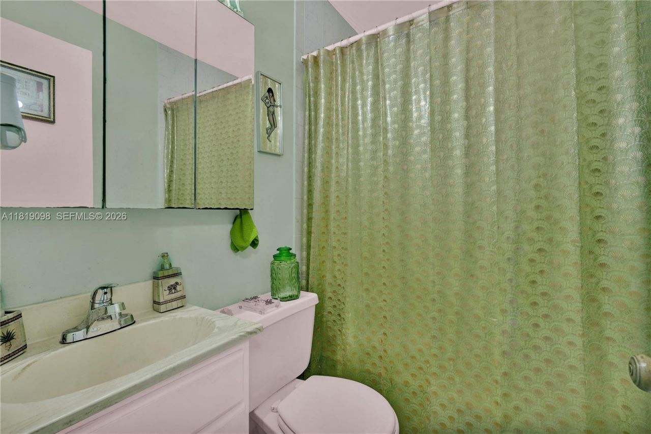 829 SW 19th Ave, Miami, FL 33135 Photo