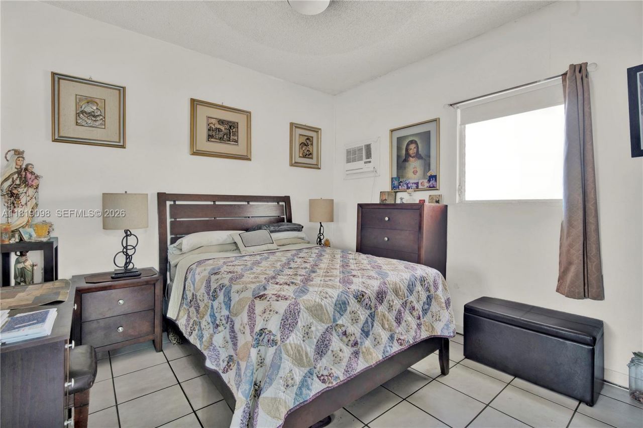 829 SW 19th Ave, Miami, FL 33135 Photo