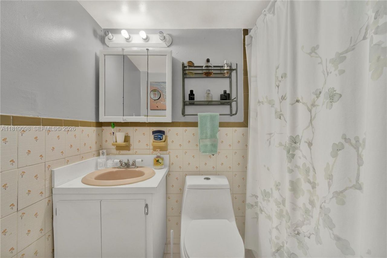 829 SW 19th Ave, Miami, FL 33135 Photo