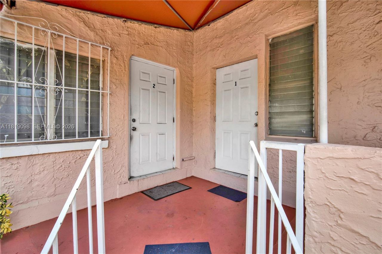 829 SW 19th Ave, Miami, FL 33135 Photo