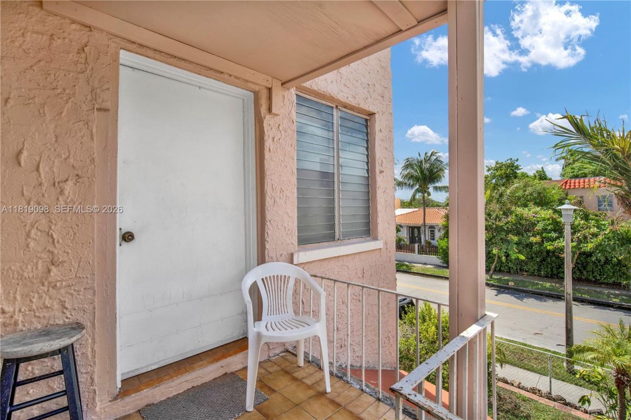 829 SW 19th Ave, Miami, FL 33135 Photo