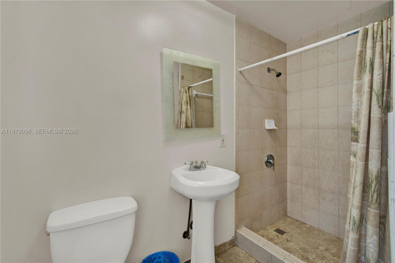 829 SW 19th Ave, Miami, FL 33135 Photo