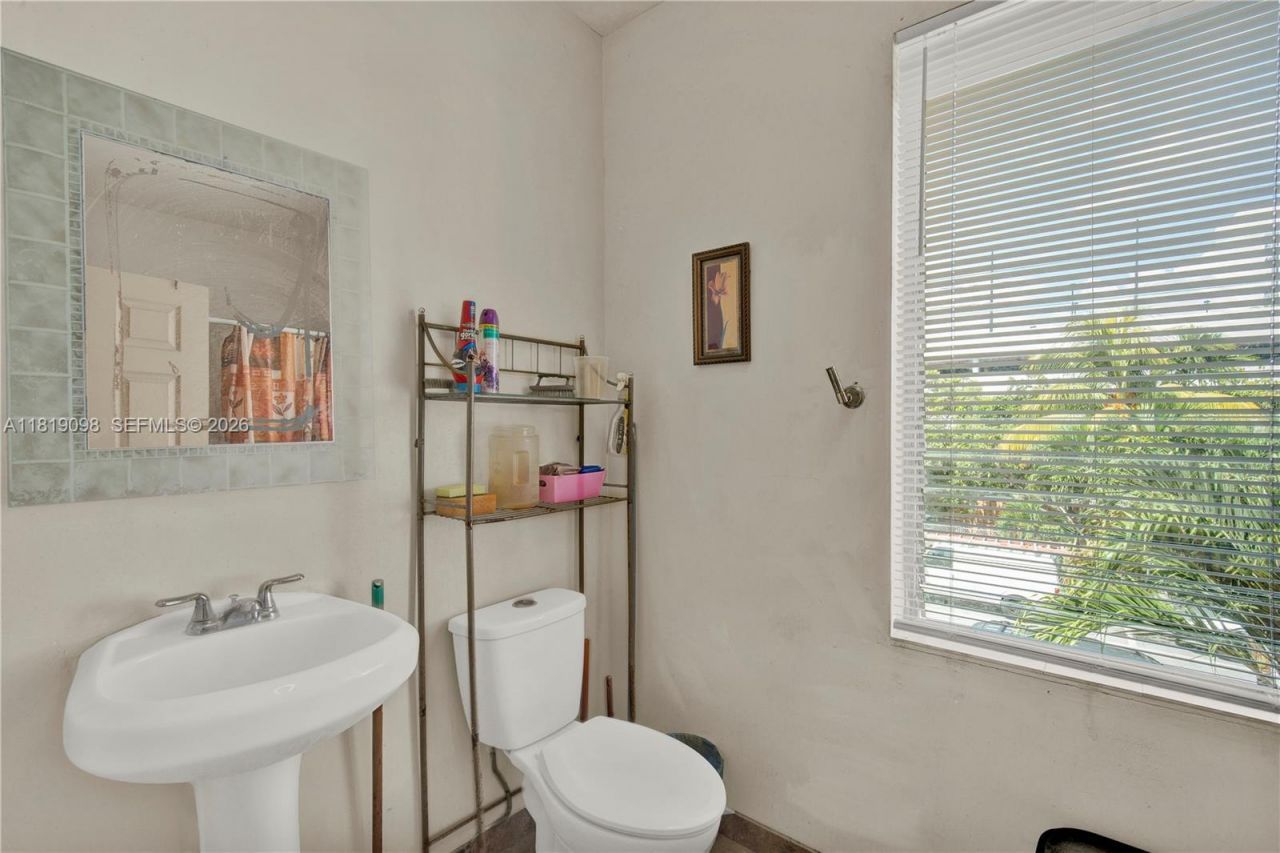 829 SW 19th Ave, Miami, FL 33135 Photo