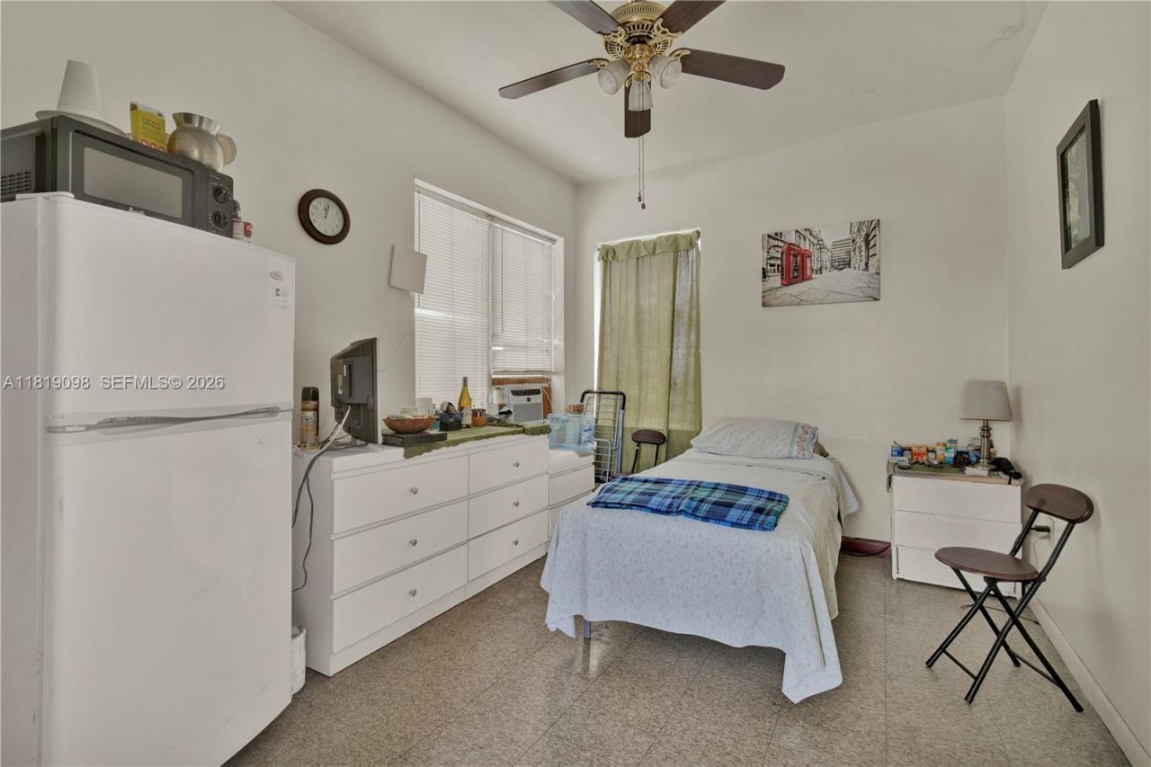 829 SW 19th Ave, Miami, FL 33135 Photo