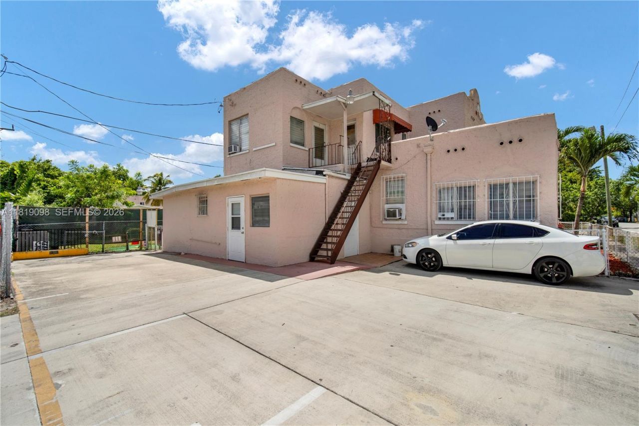 829 SW 19th Ave, Miami, FL 33135 Photo