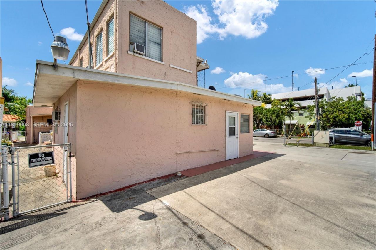 829 SW 19th Ave, Miami, FL 33135 Photo