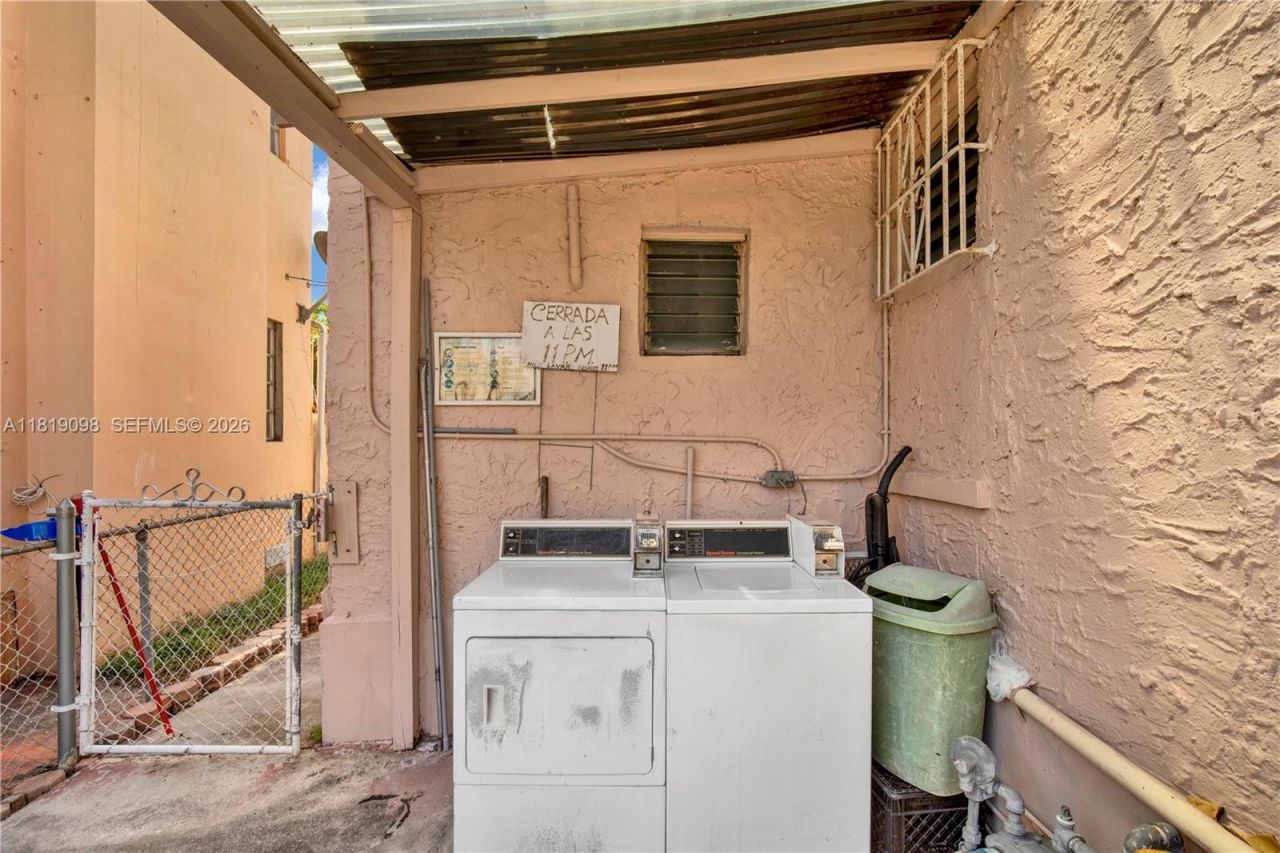 829 SW 19th Ave, Miami, FL 33135 Photo