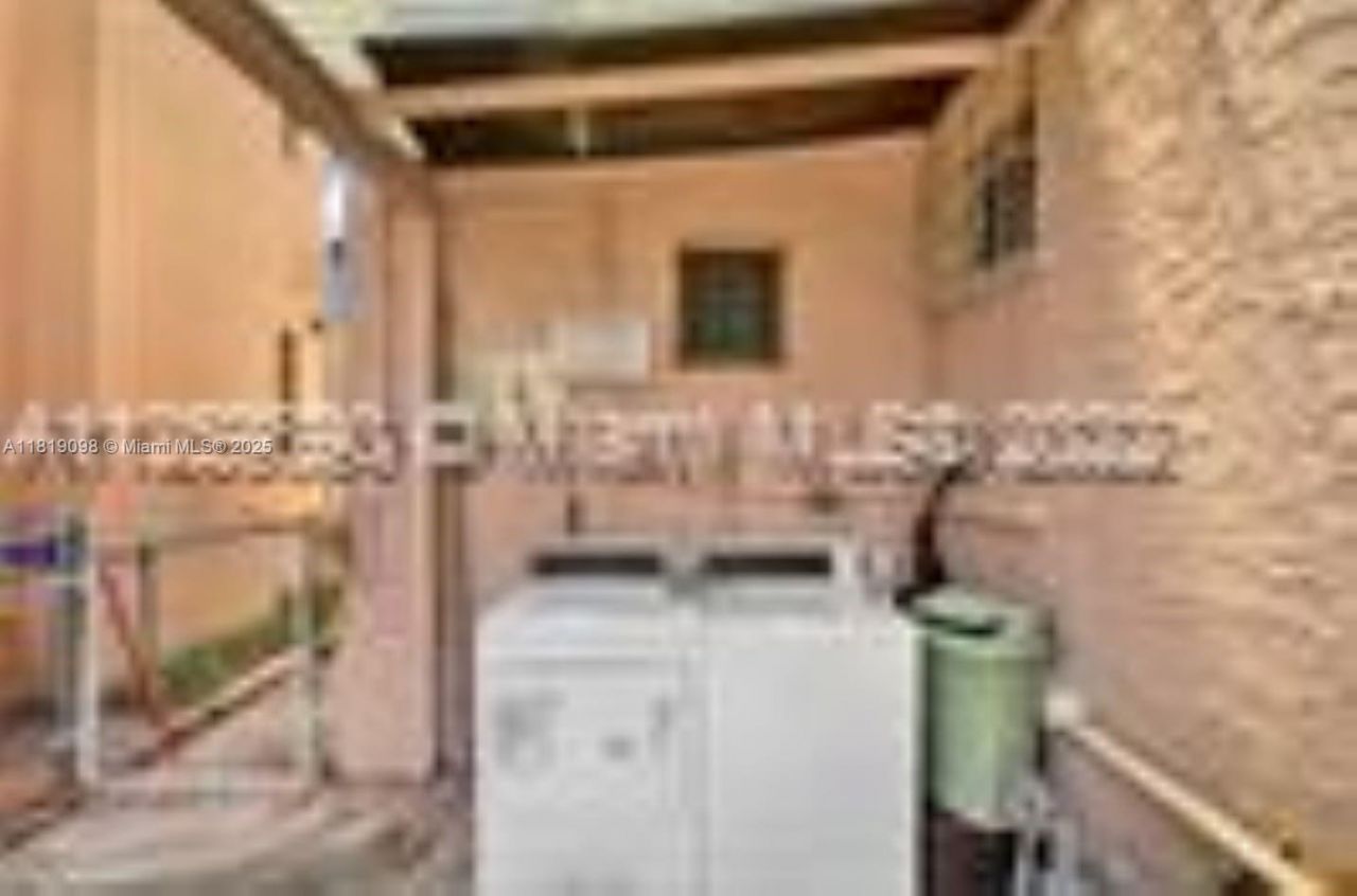 829 SW 19th Ave, Miami, FL 33135 Photo