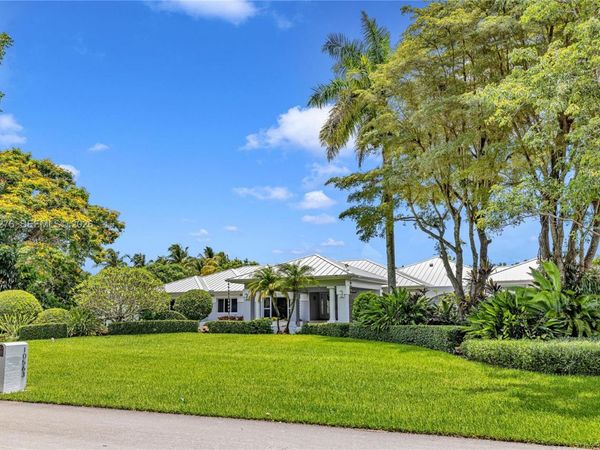 10563 SW 92nd Ave, Miami, FL 33176