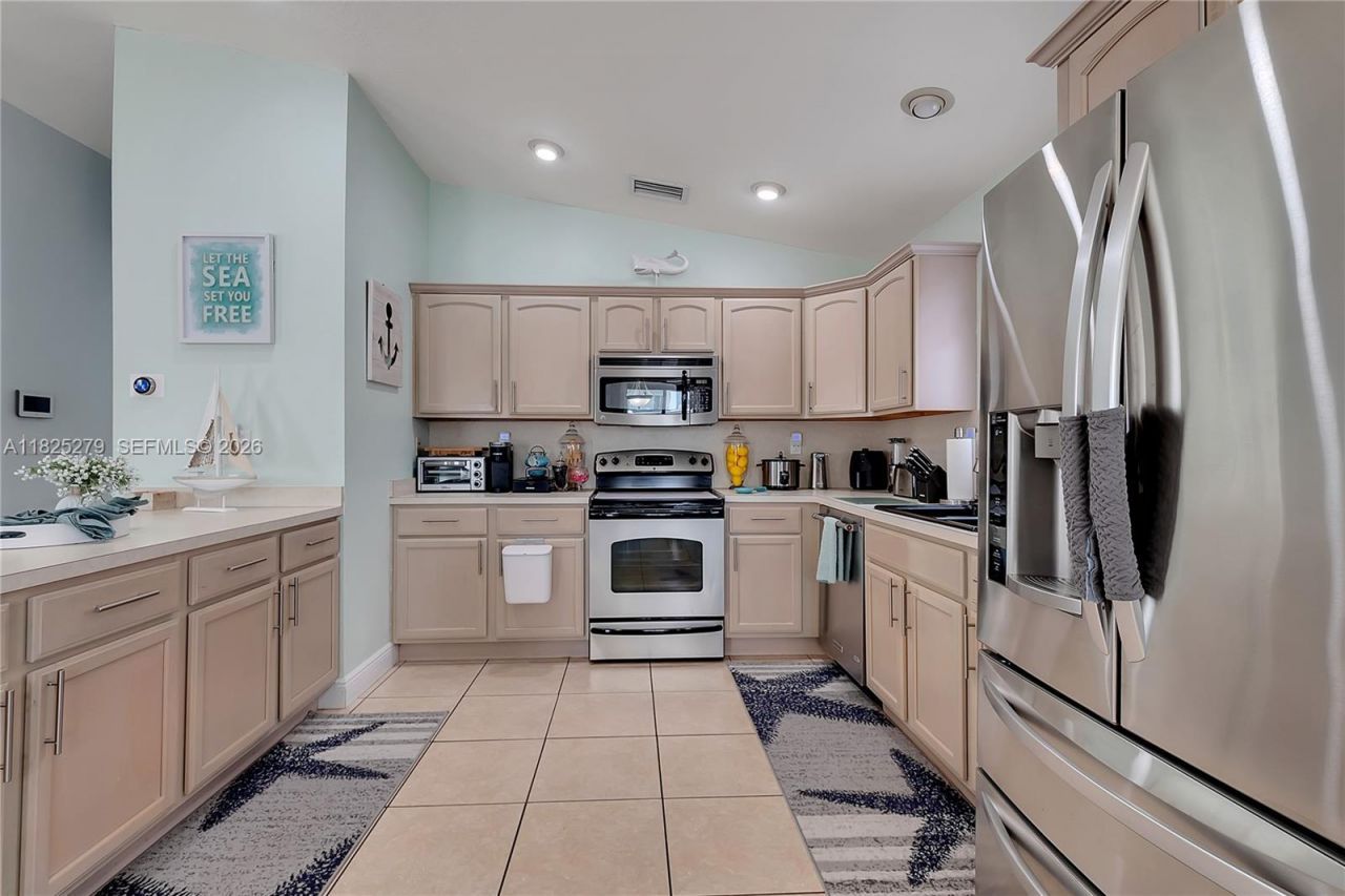 939 Plantation Rd, Key Largo, FL 33037 Photo