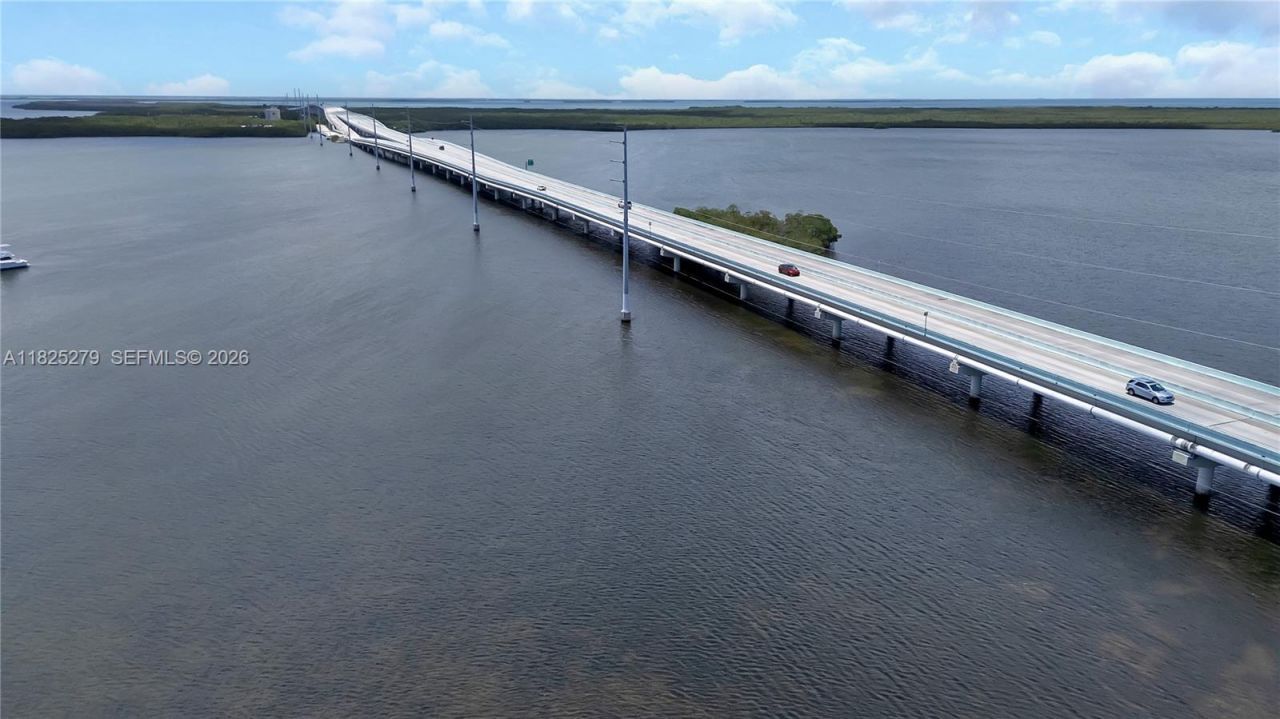 939 Plantation Rd, Key Largo, FL 33037 Photo