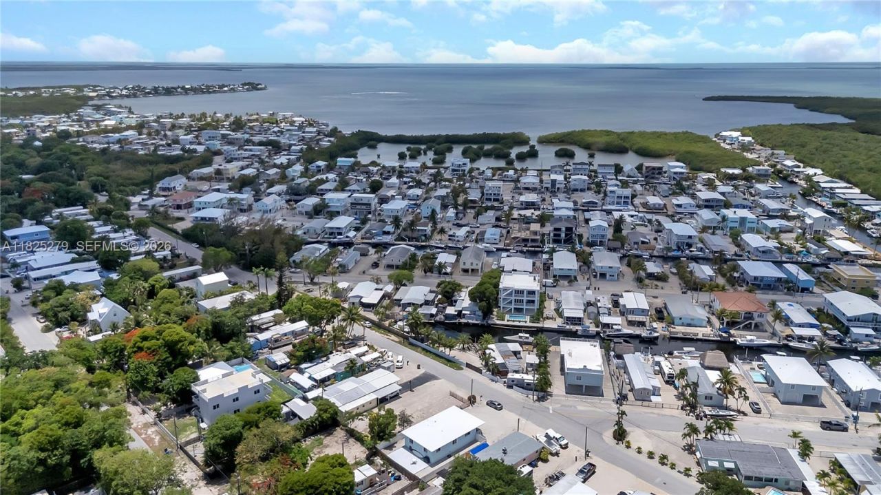 939 Plantation Rd, Key Largo, FL 33037 Photo