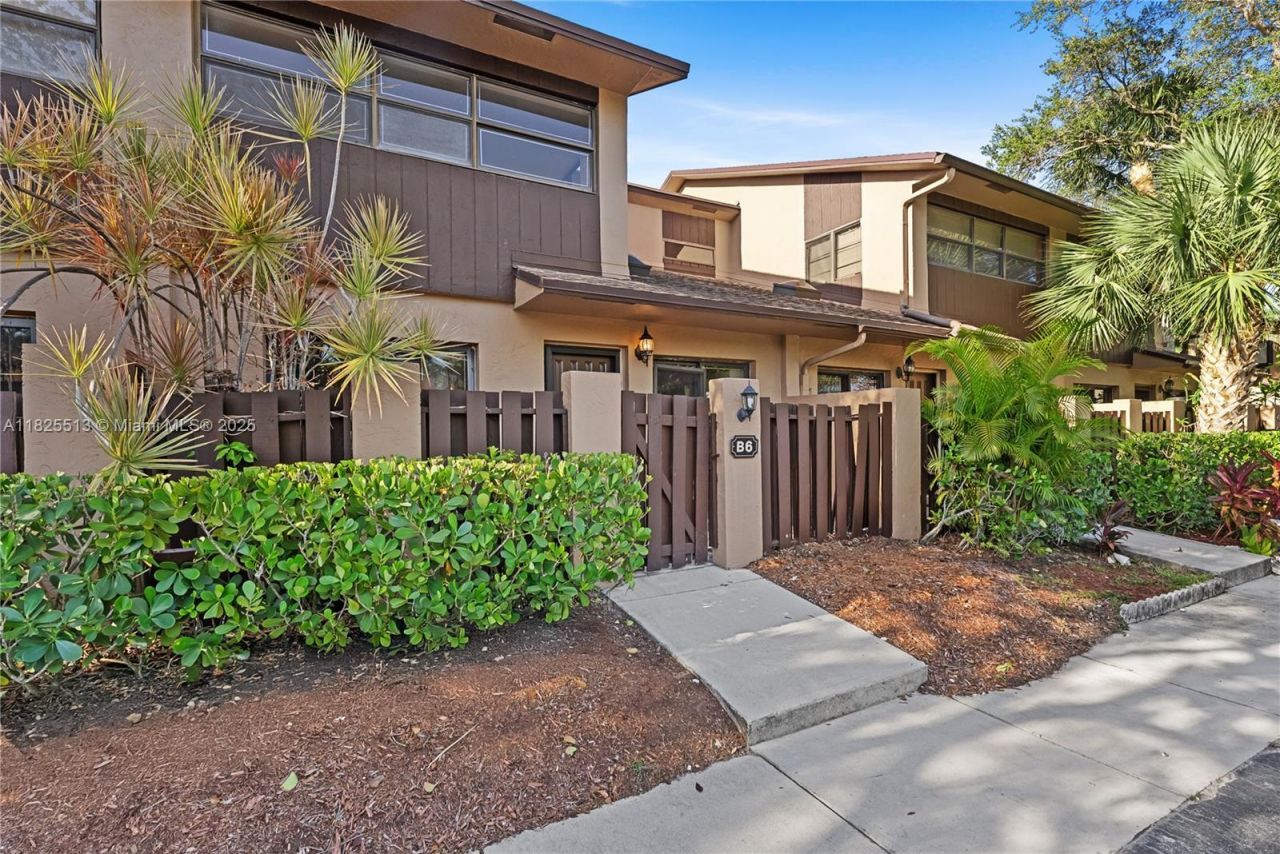 7720 NW 79th Ave, Unit B6, Tamarac, FL 33321 Photo