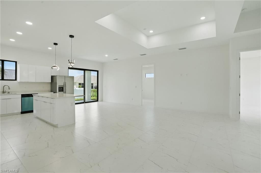 472 Rajah St, Lehigh Acres, FL 33974 Photo