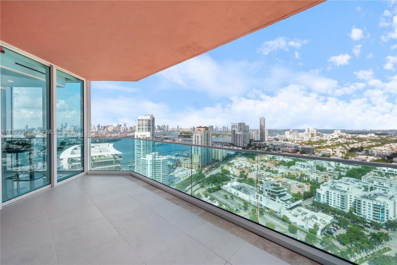 300 S Pointe Dr, Unit 3405, Miami Beach, FL 33139 Photo