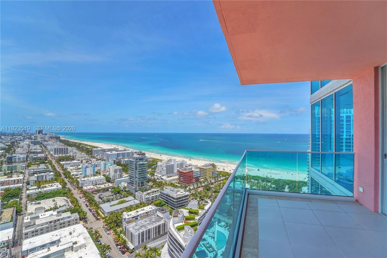 300 S Pointe Dr, Unit 3405, Miami Beach, FL 33139 Photo