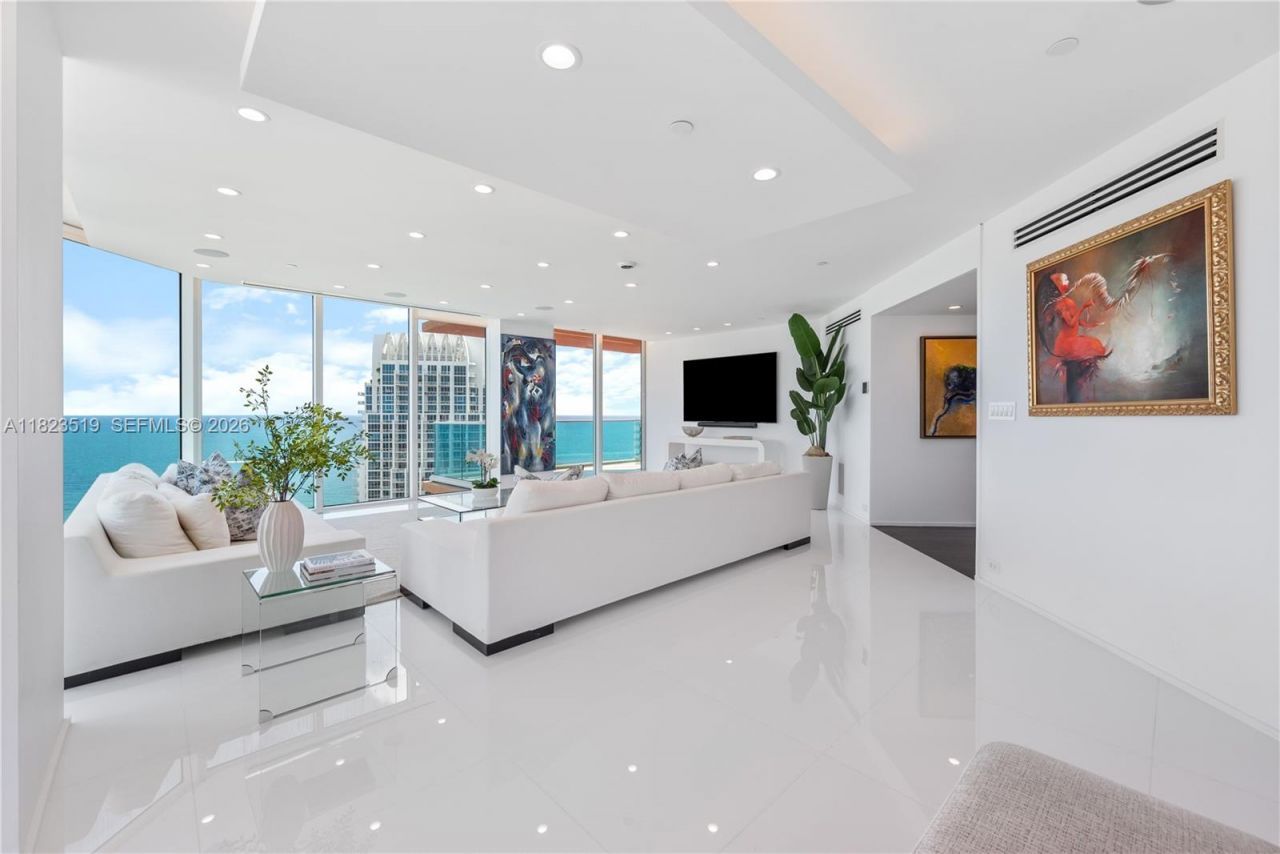 300 S Pointe Dr, Unit 3405, Miami Beach, FL 33139 Photo