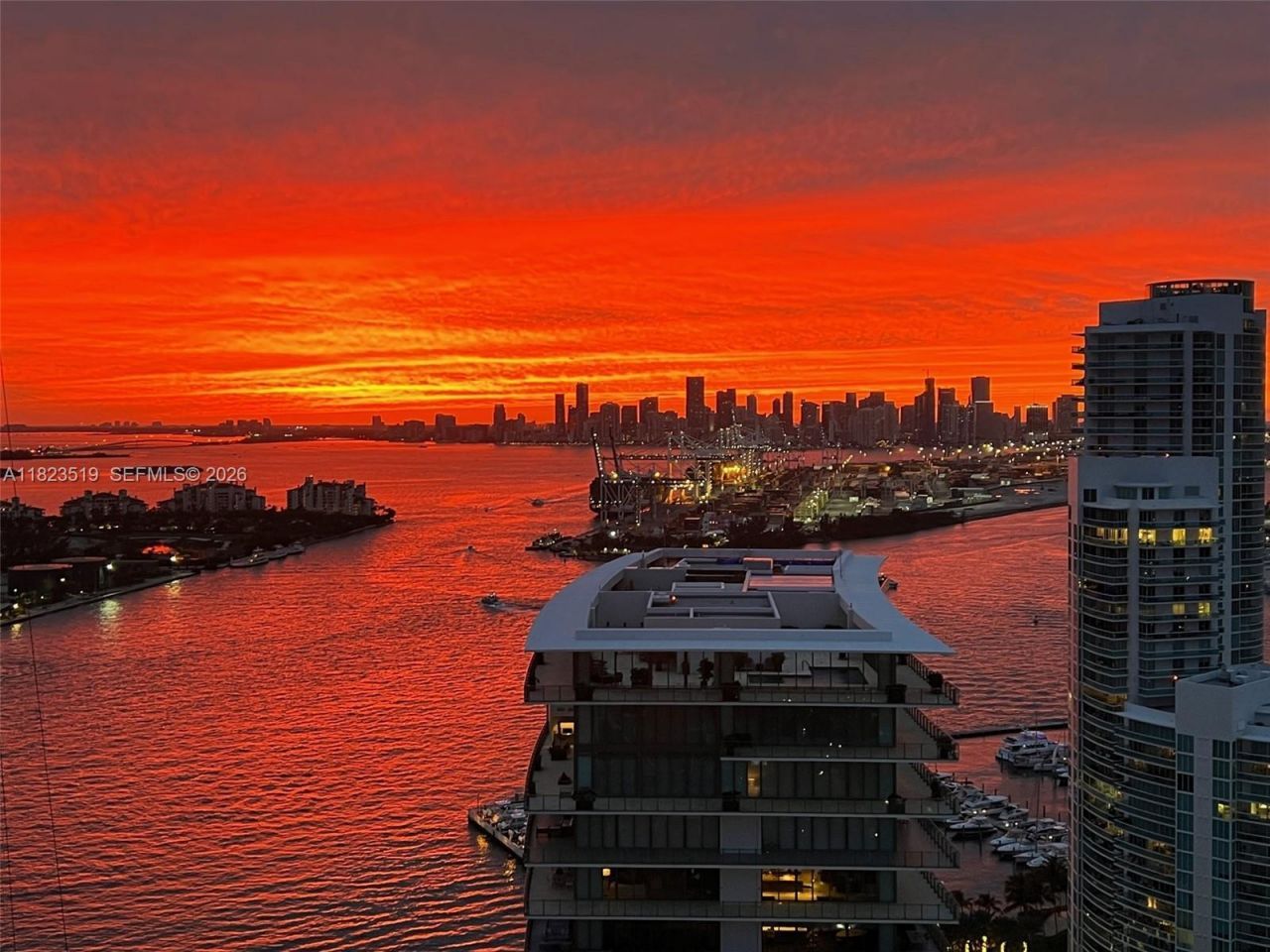 300 S Pointe Dr, Unit 3405, Miami Beach, FL 33139 Photo