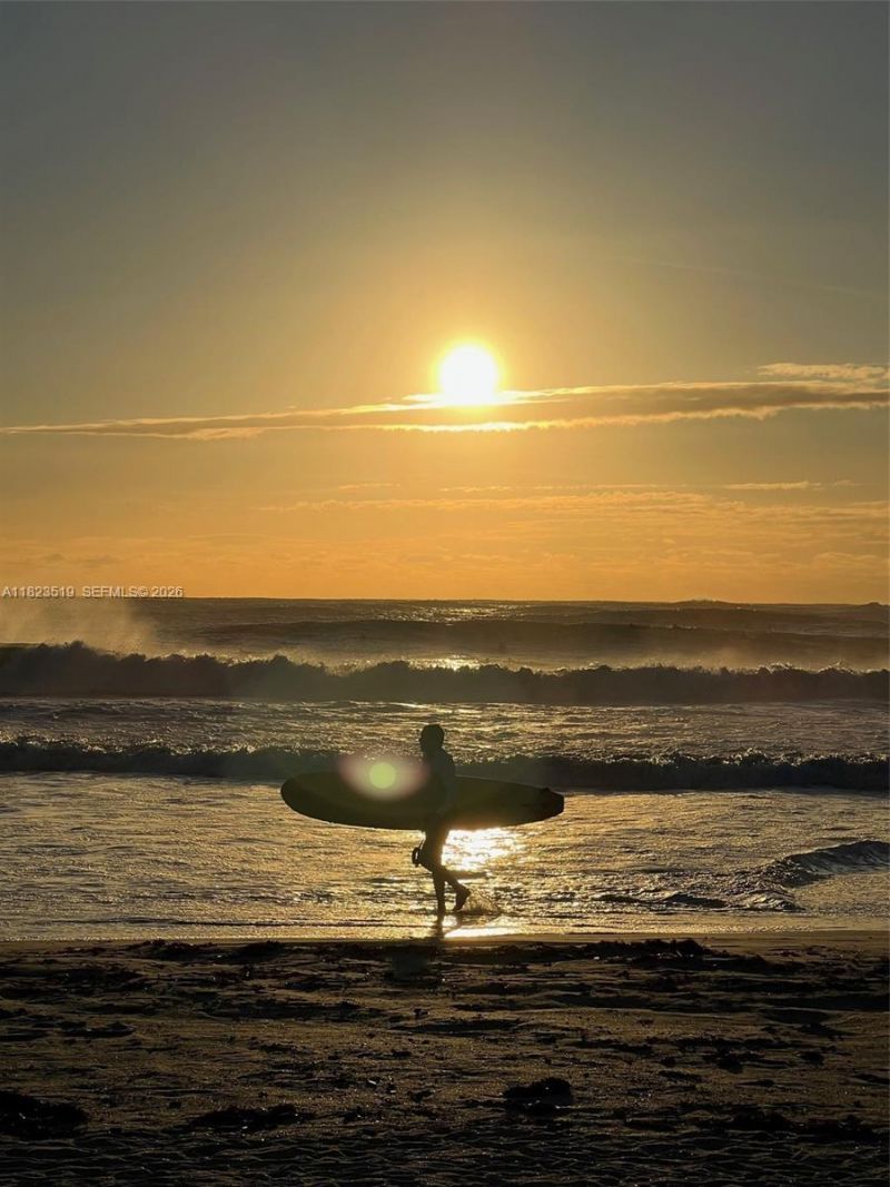 300 S Pointe Dr, Unit 3405, Miami Beach, FL 33139 Photo