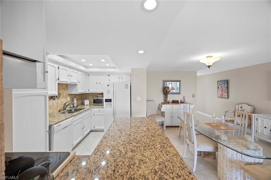 3443 Gulf Shore Blvd N, Unit 707, Naples, FL 34103 Photo