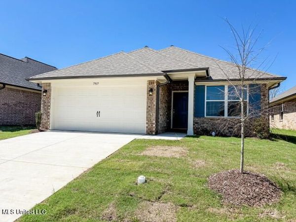 7881 Gardendale Drive, Olive Branch, MS 38654