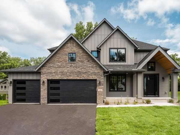 449 Bear Court, Vadnais Heights, MN 55127
