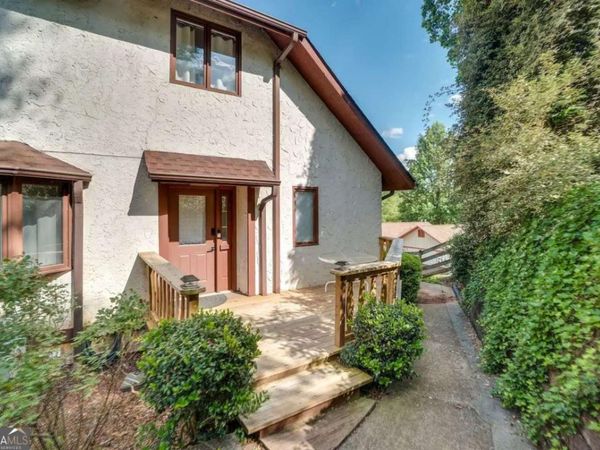 327 Brucken Strasse, Unit 311, Helen, GA 30545