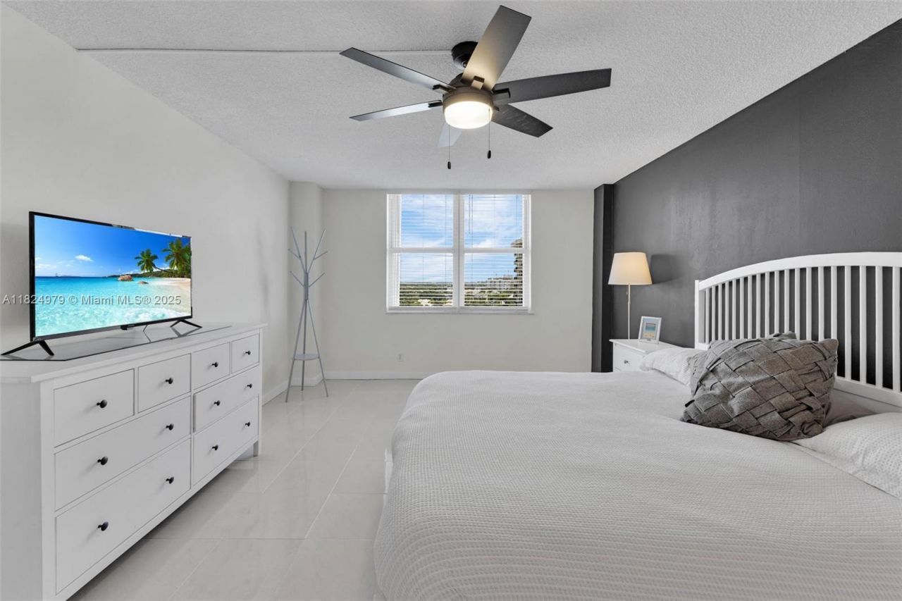 2000 S Ocean Blvd, Unit 11M, Lauderdale by the Sea, FL 33062 Photo