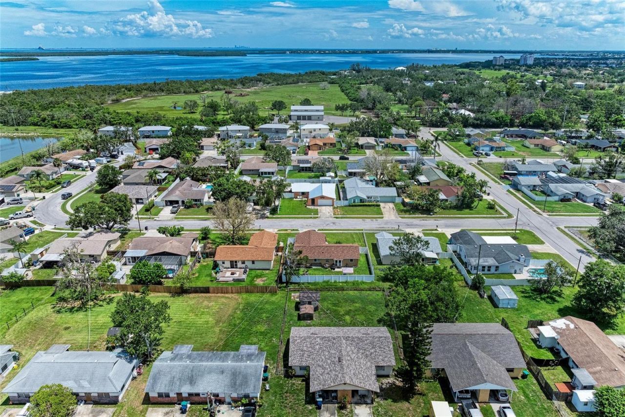 2406 15th Street W, Palmetto, FL 34221 Photo