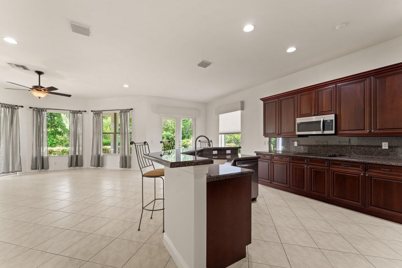 879 SW Pebble Lane, Palm City, FL 34990 Photo