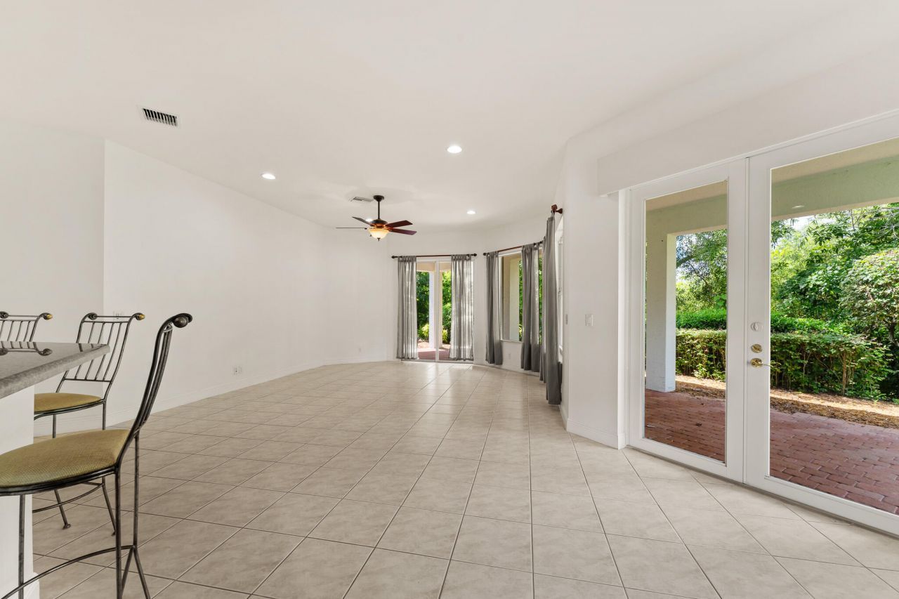 879 SW Pebble Lane, Palm City, FL 34990 Photo