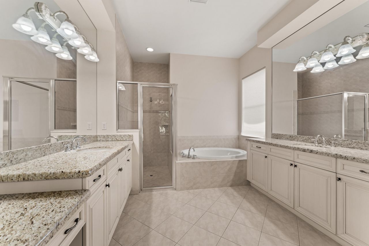 879 SW Pebble Lane, Palm City, FL 34990 Photo