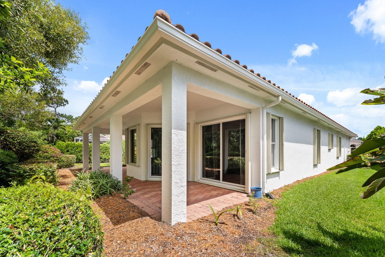 879 SW Pebble Lane, Palm City, FL 34990 Photo