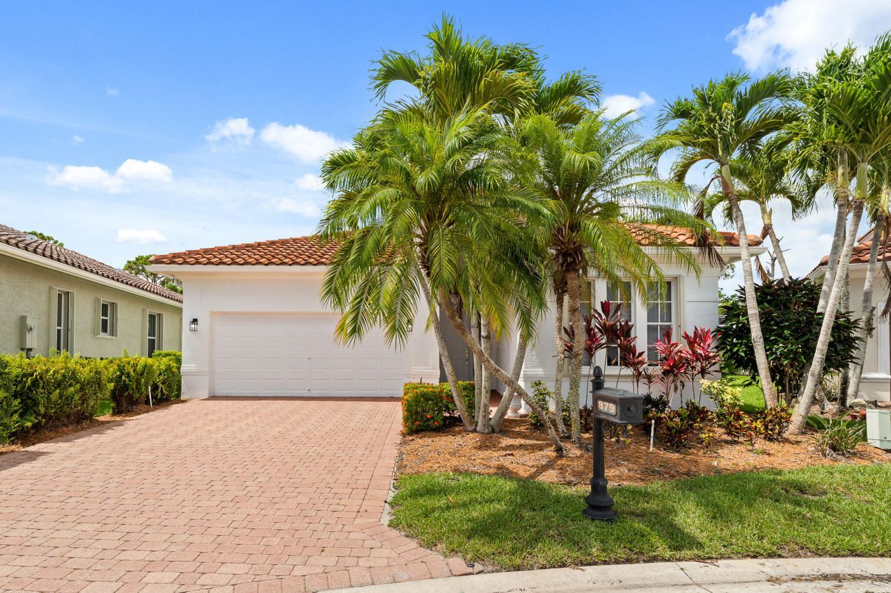 879 SW Pebble Lane, Palm City, FL 34990 Photo