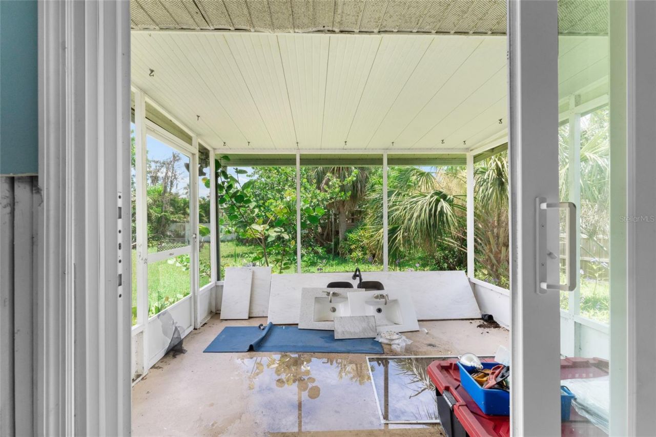 1580 Arizona Ave Ne, Saint Petersburg, FL 33703 Photo