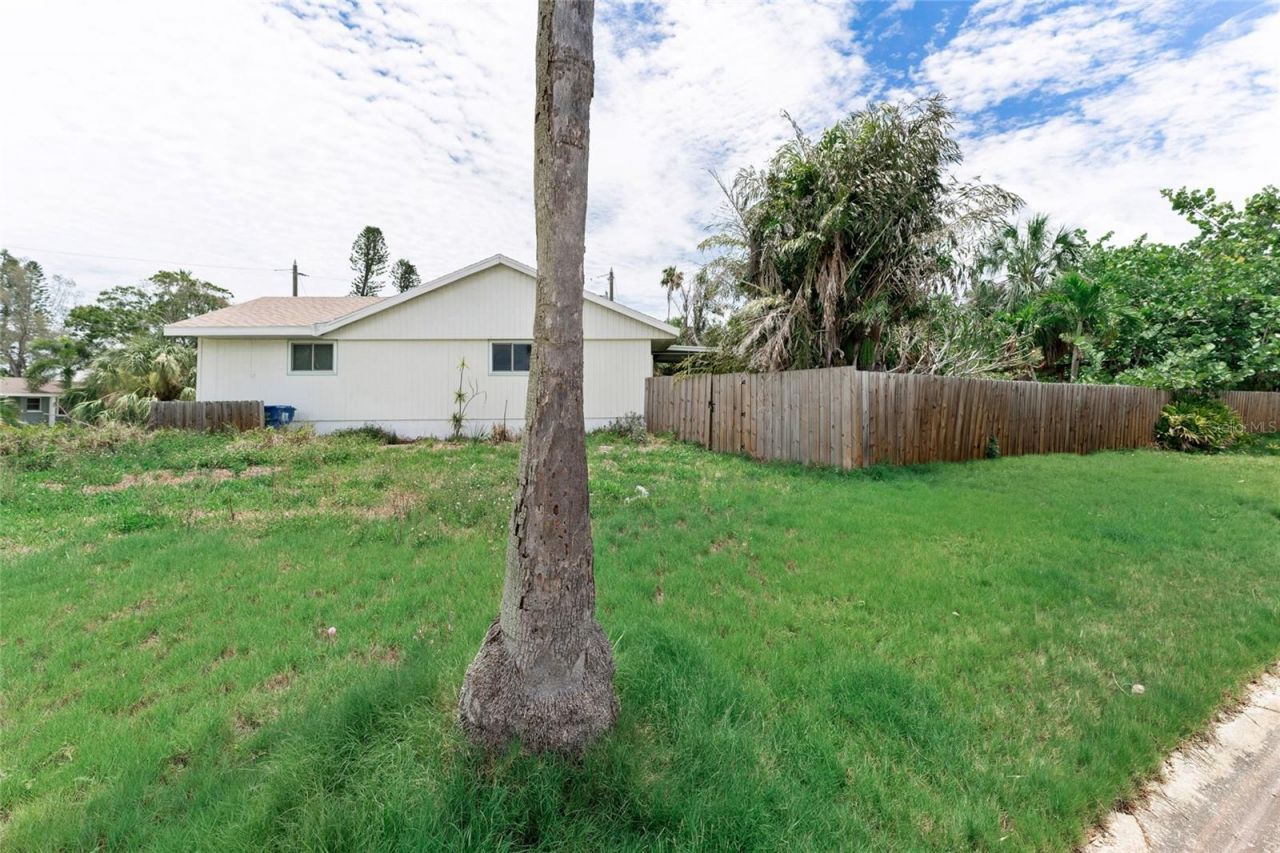 1580 Arizona Ave Ne, Saint Petersburg, FL 33703 Photo