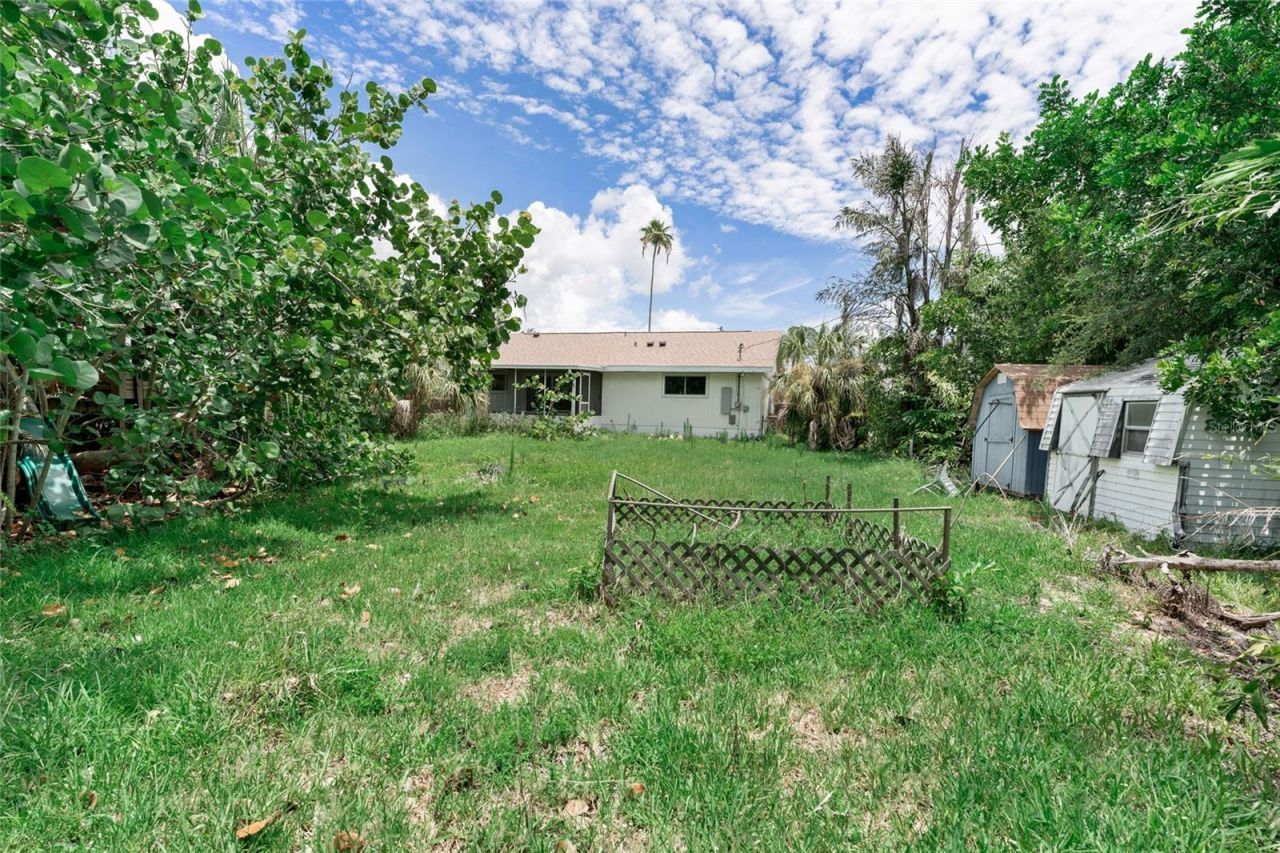 1580 Arizona Ave Ne, Saint Petersburg, FL 33703 Photo