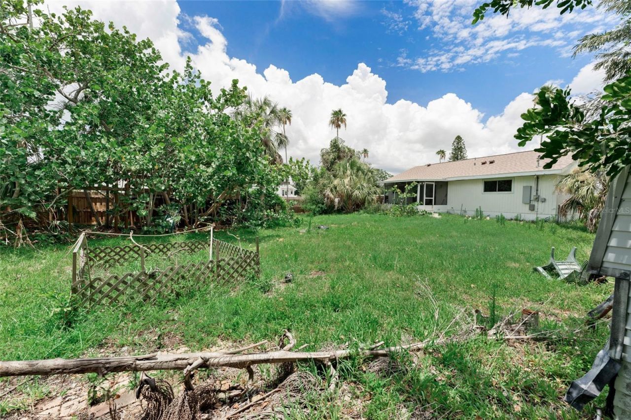 1580 Arizona Ave Ne, Saint Petersburg, FL 33703 Photo