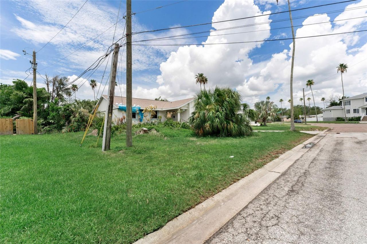 1580 Arizona Ave Ne, Saint Petersburg, FL 33703 Photo