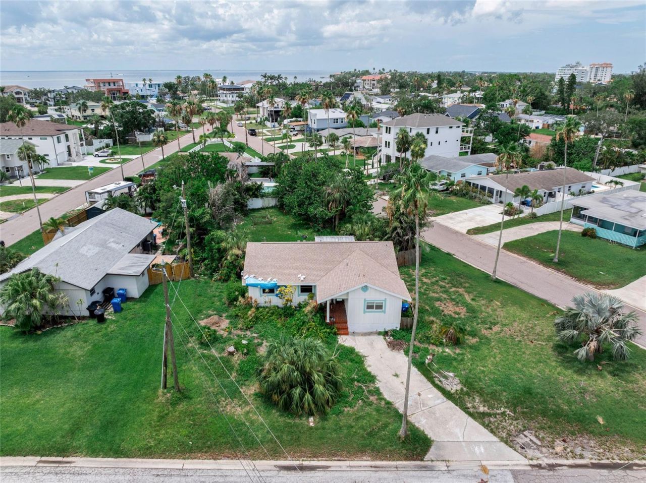 1580 Arizona Ave Ne, Saint Petersburg, FL 33703 Photo