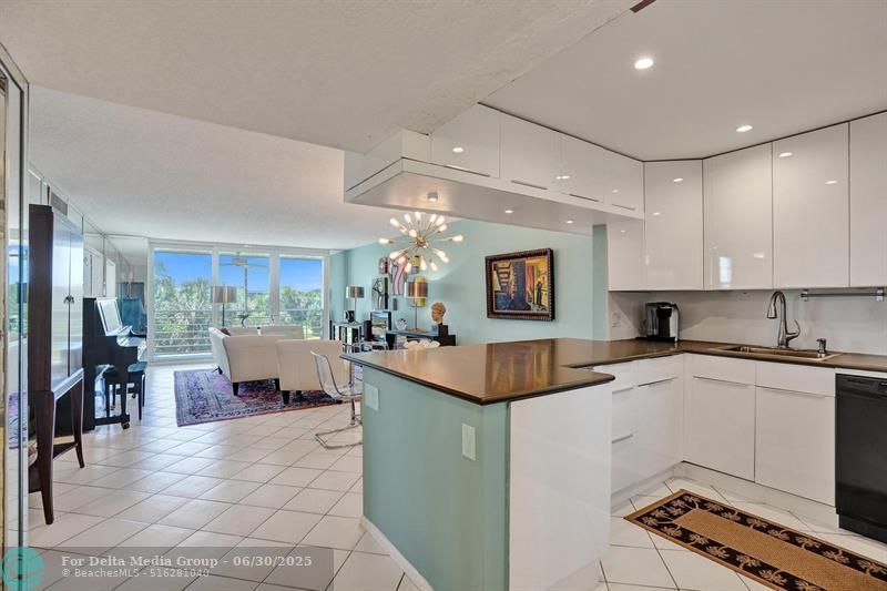 806 Cypress Grove Lane, Unit 412, Pompano Beach, FL 33069 Photo