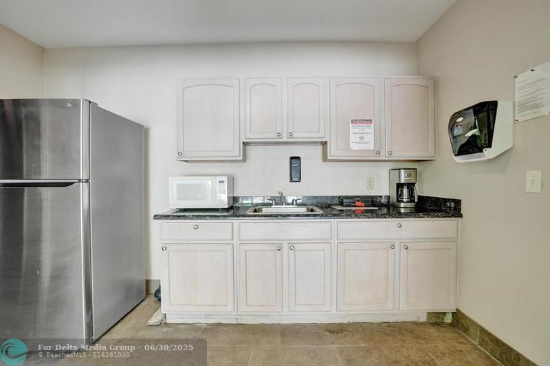 806 Cypress Grove Lane, Unit 412, Pompano Beach, FL 33069 Photo