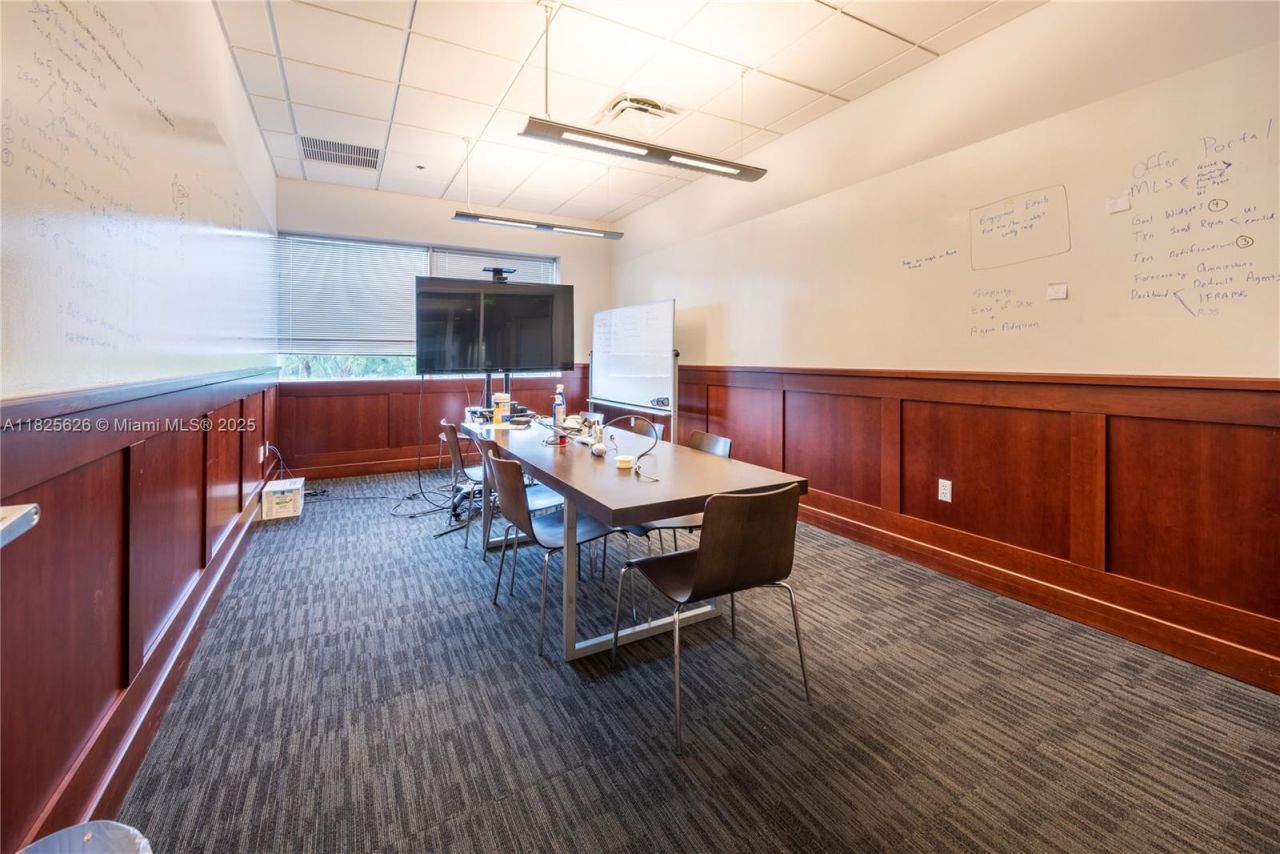 1095 NW Broken Sound Pkwy Nw, Boca Raton, FL 33487 Photo